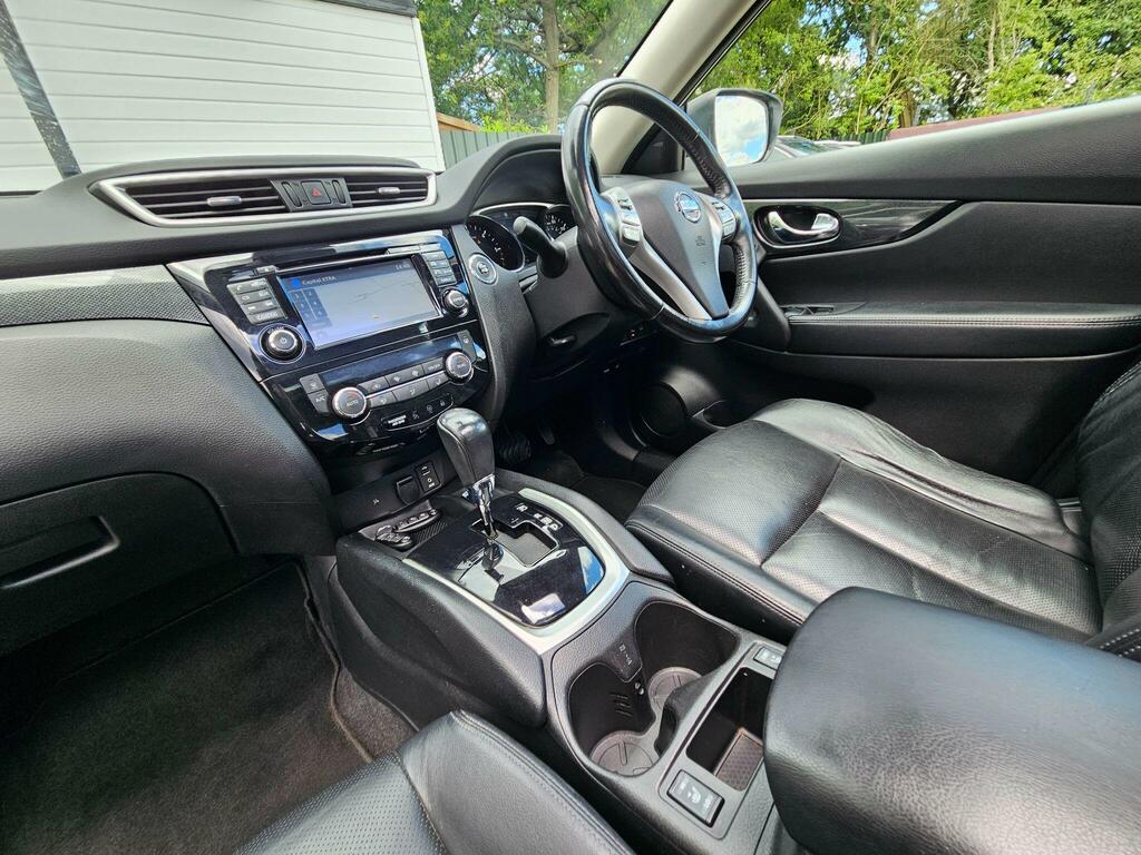 Nissan X-Trail N-tec White #47