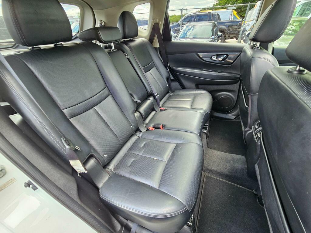 Nissan X-Trail N-tec White #54