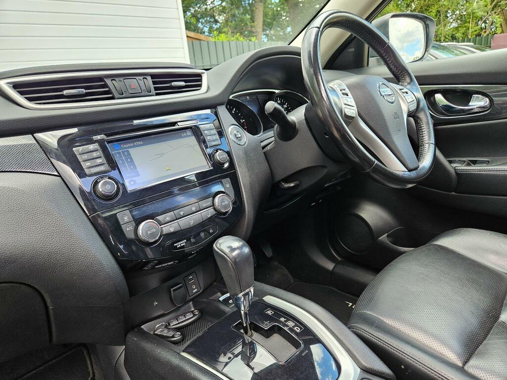 Nissan X-Trail N-tec White #48