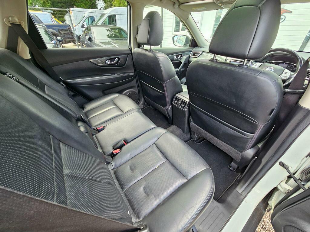 Nissan X-Trail N-tec White #53