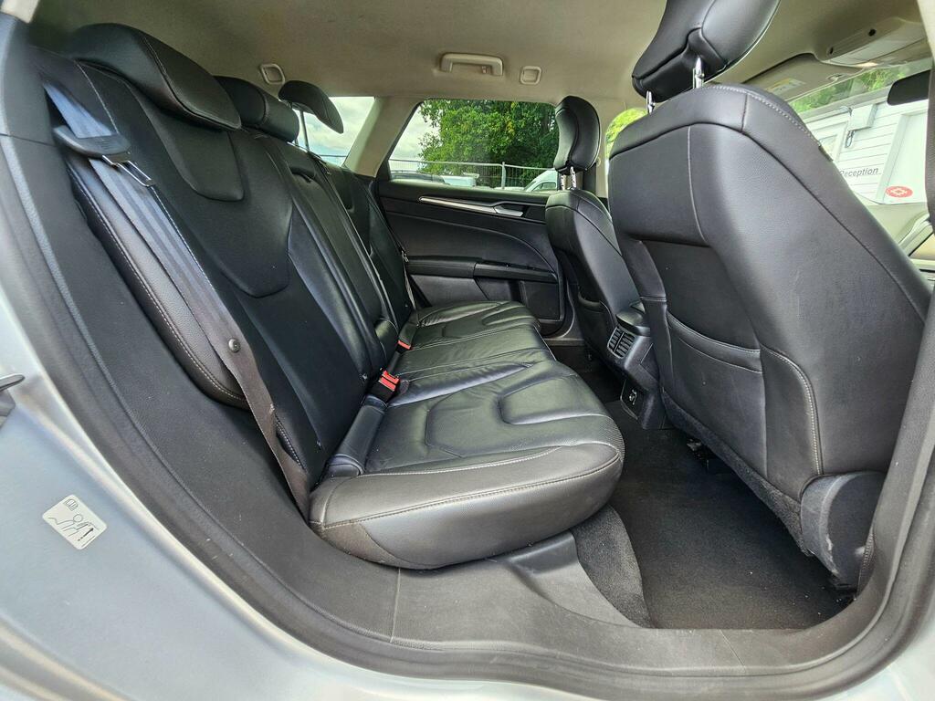 Ford Mondeo Vignale Tdci Brown #49