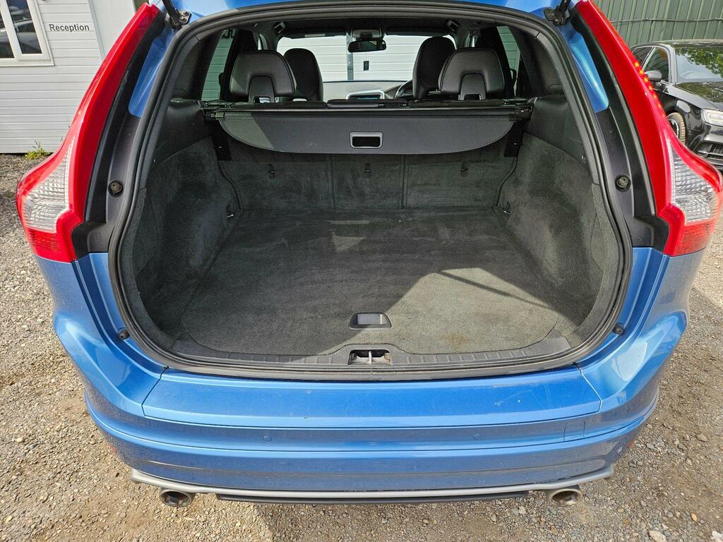 Volvo XC60 2.0 D4 R-design Lux Black #55