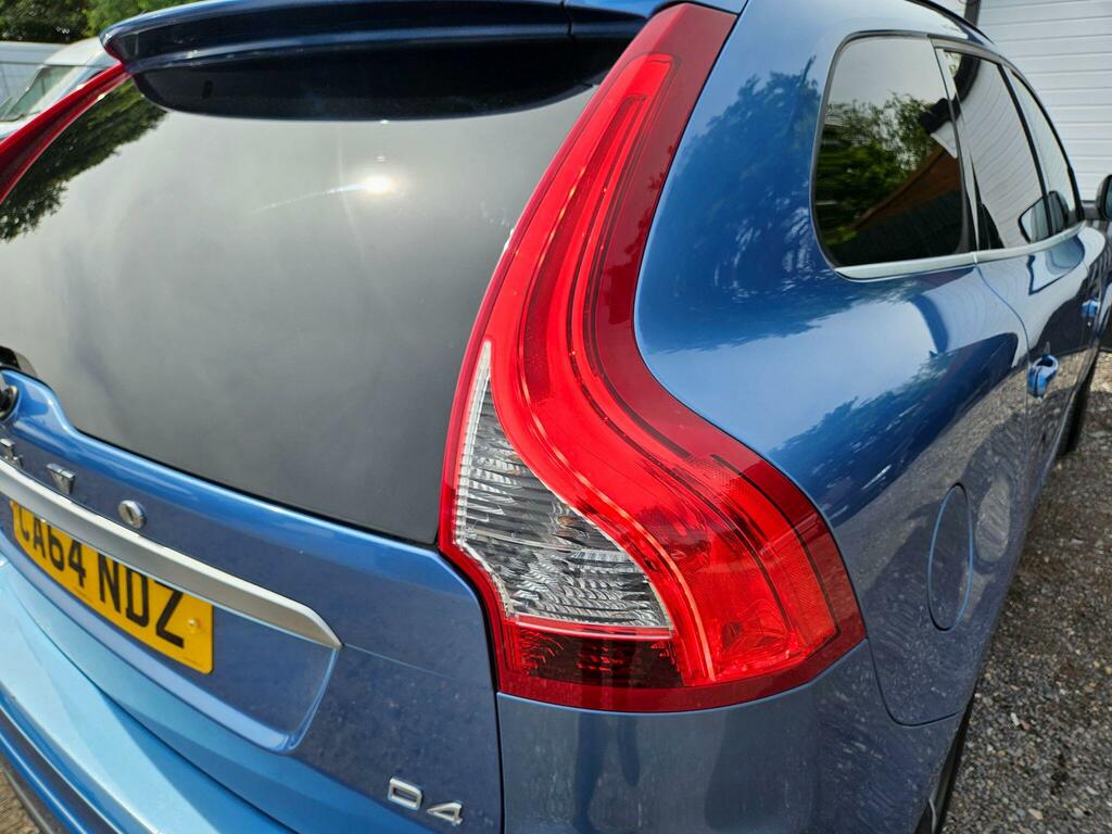 Volvo XC60 2.0 D4 R-design Lux Black #18