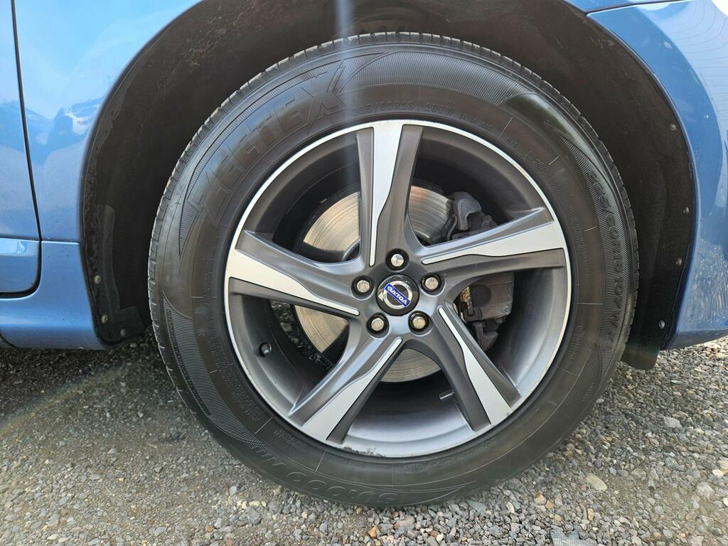 Volvo XC60 2.0 D4 R-design Lux Black #56