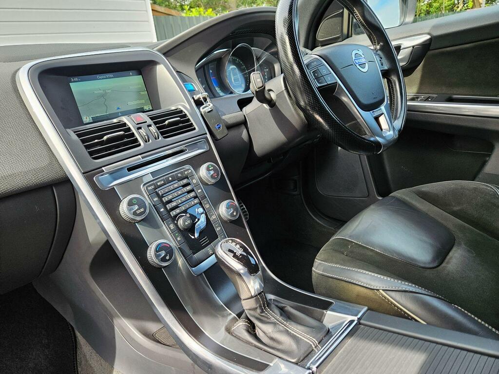 Volvo XC60 2.0 D4 R-design Lux Black #47