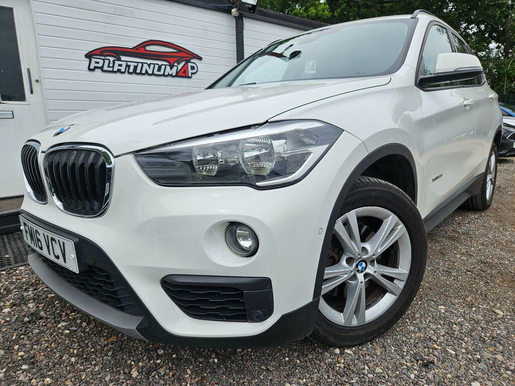 BMW X1 Se White #4