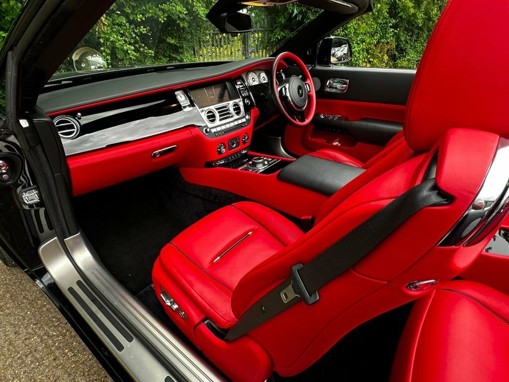 Rolls-Royce Dawn Dawn V12 Purple #35