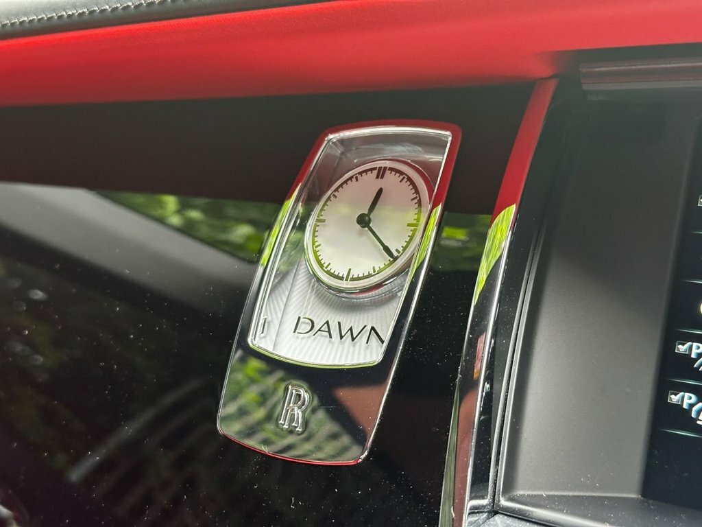 Rolls-Royce Dawn Dawn V12 Purple #43