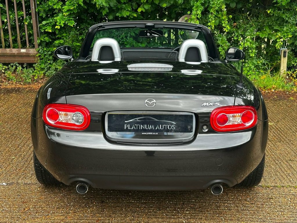 Mazda MX-5 2L Sport Tech Black #6