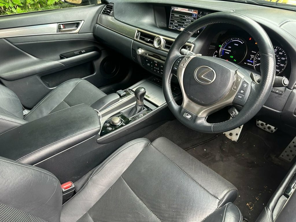 Lexus GS Saloon White #12