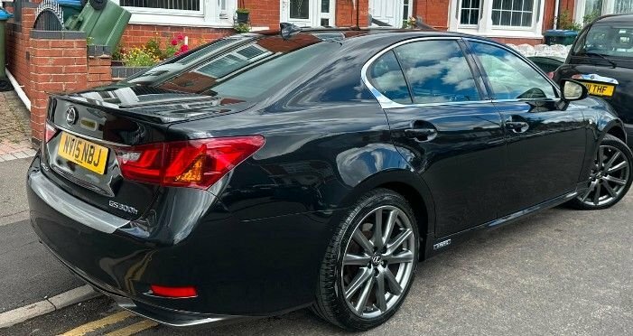 Lexus GS Saloon Black