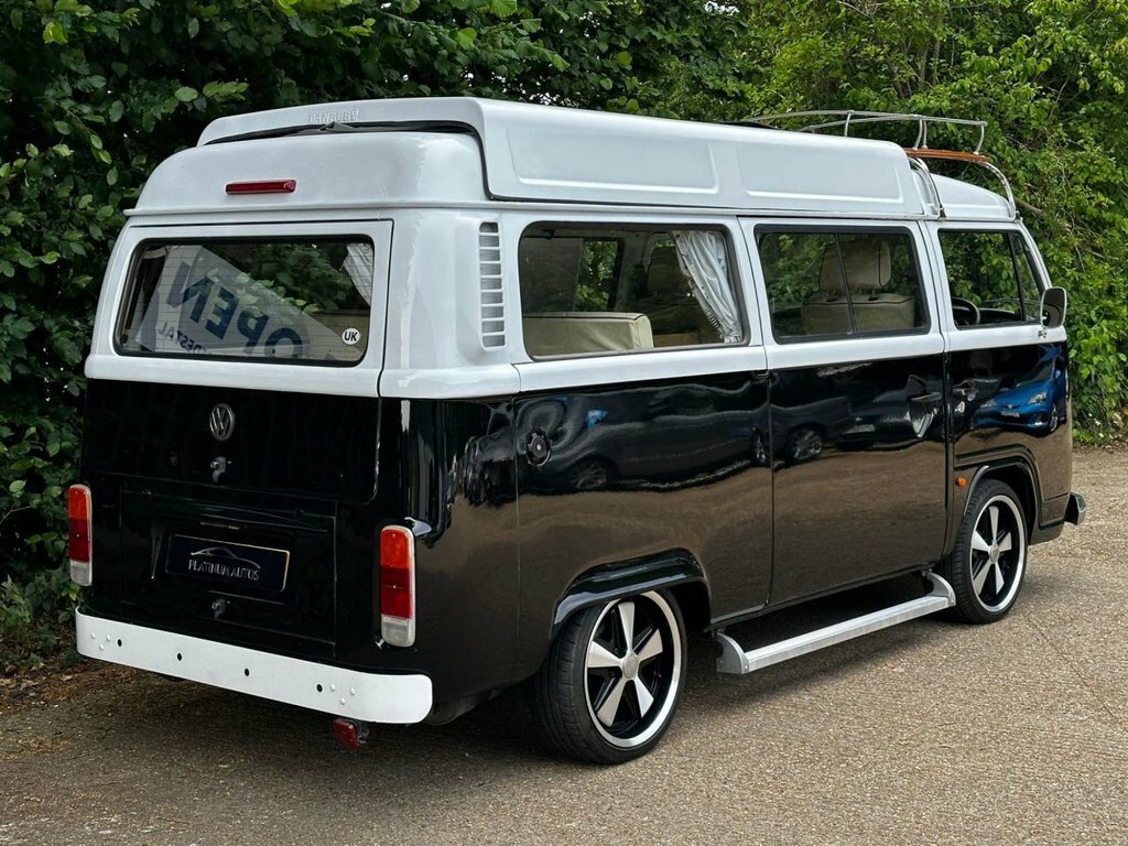 Volkswagen Campervan Petrol White #6