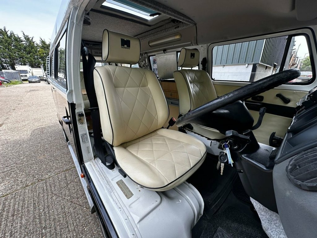 Volkswagen Campervan Transporter T30 140 Tdi Lwb Blue #25