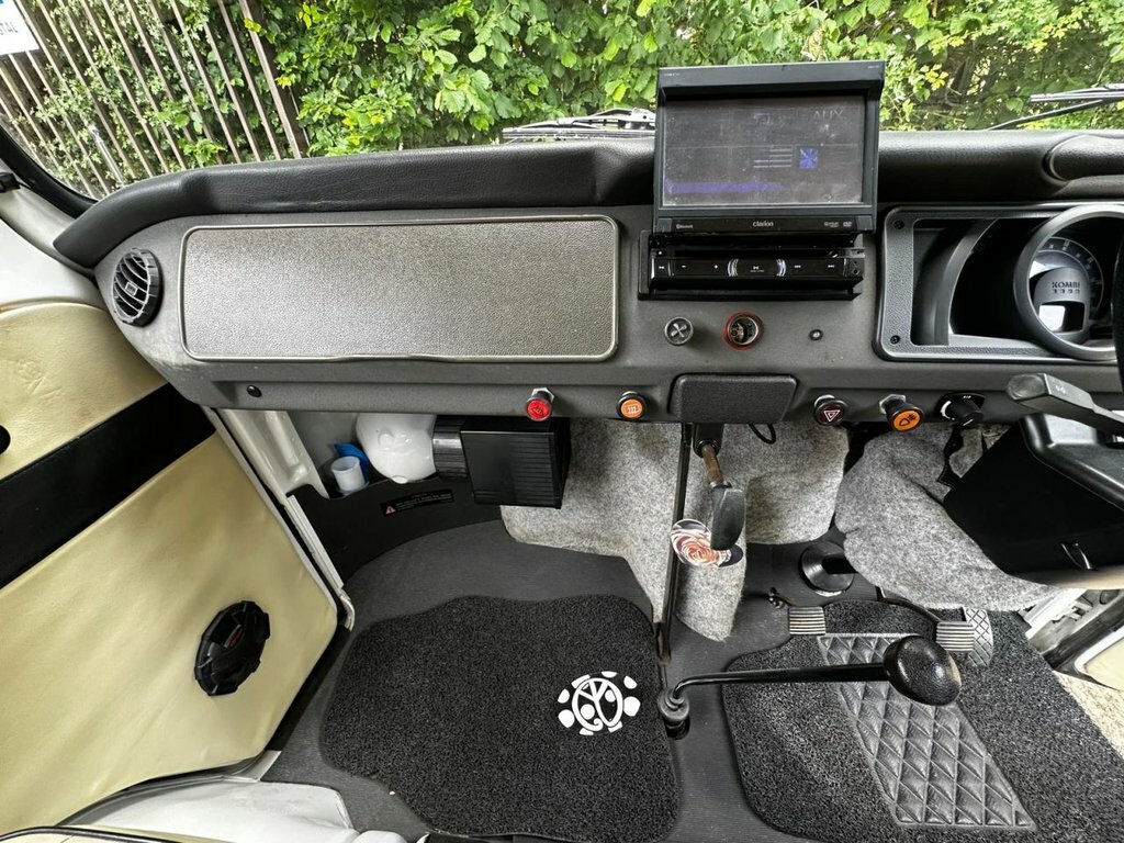 Volkswagen Campervan Transporter T30 140 Tdi Lwb Blue #36