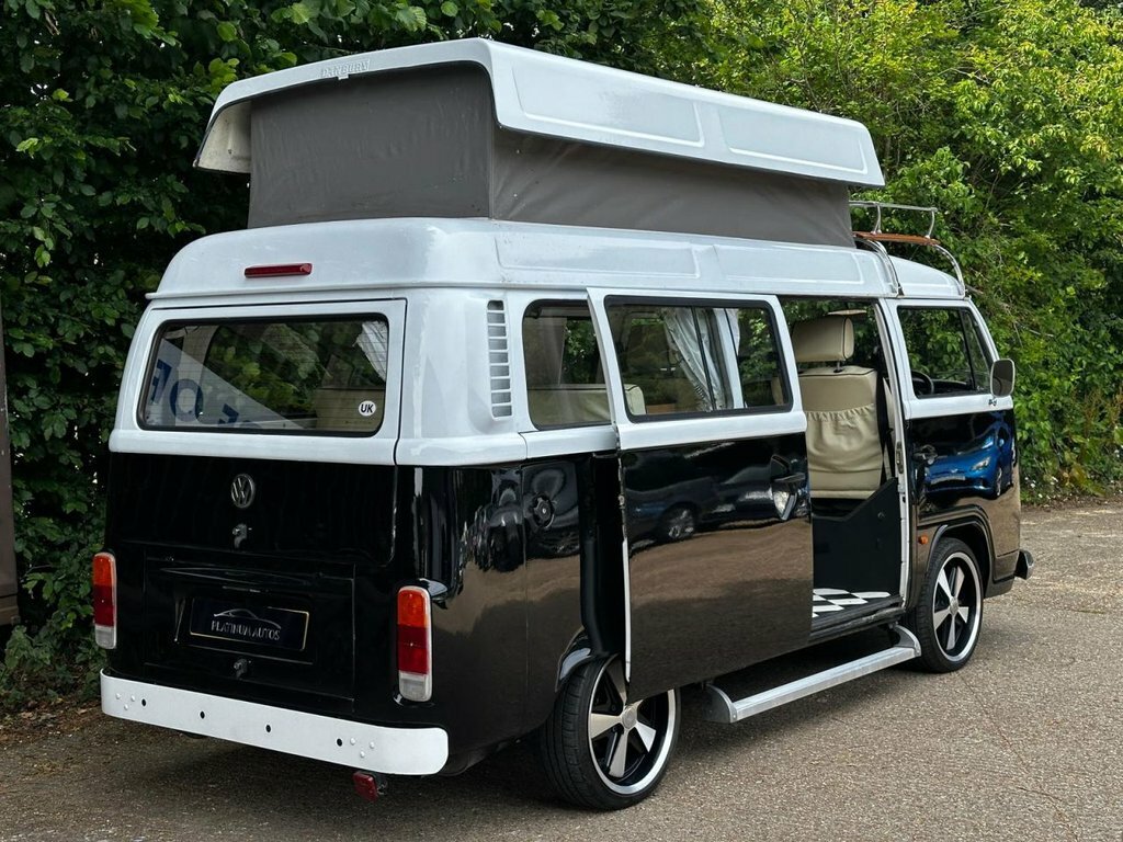 Volkswagen Campervan Petrol White #5