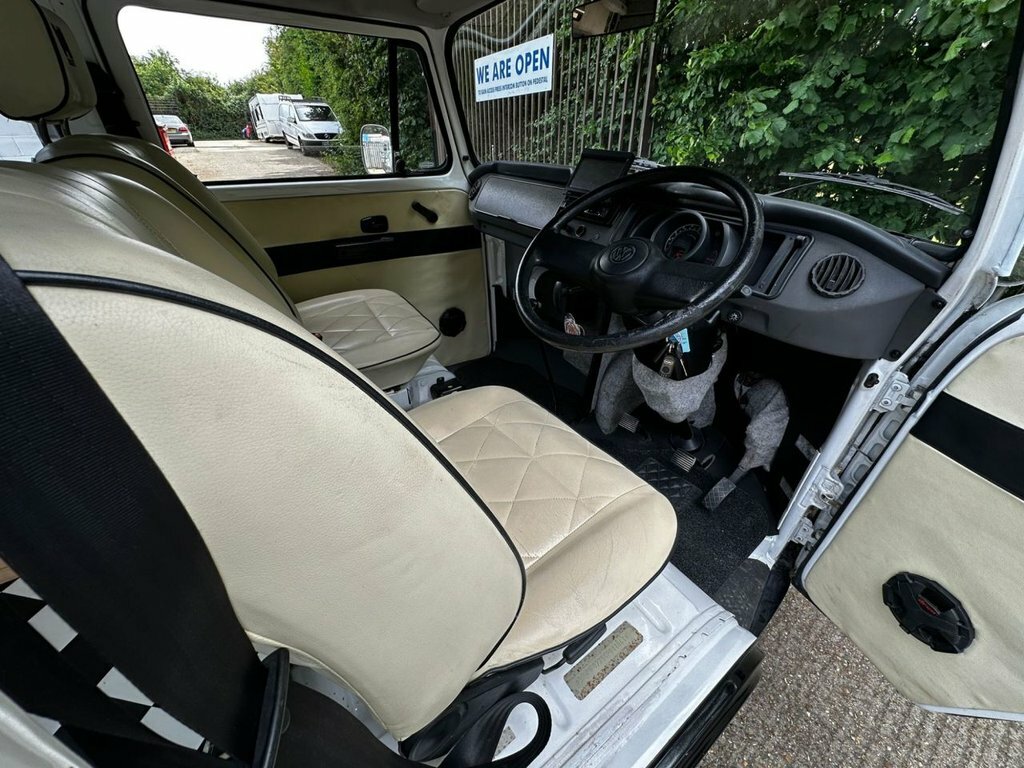 Volkswagen Campervan Transporter T30 140 Tdi Lwb Blue #27