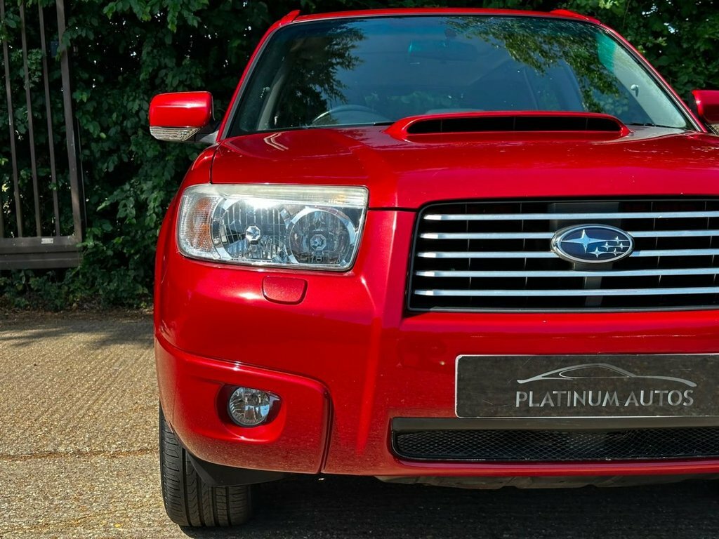 Subaru Forester 2.0 X White #9
