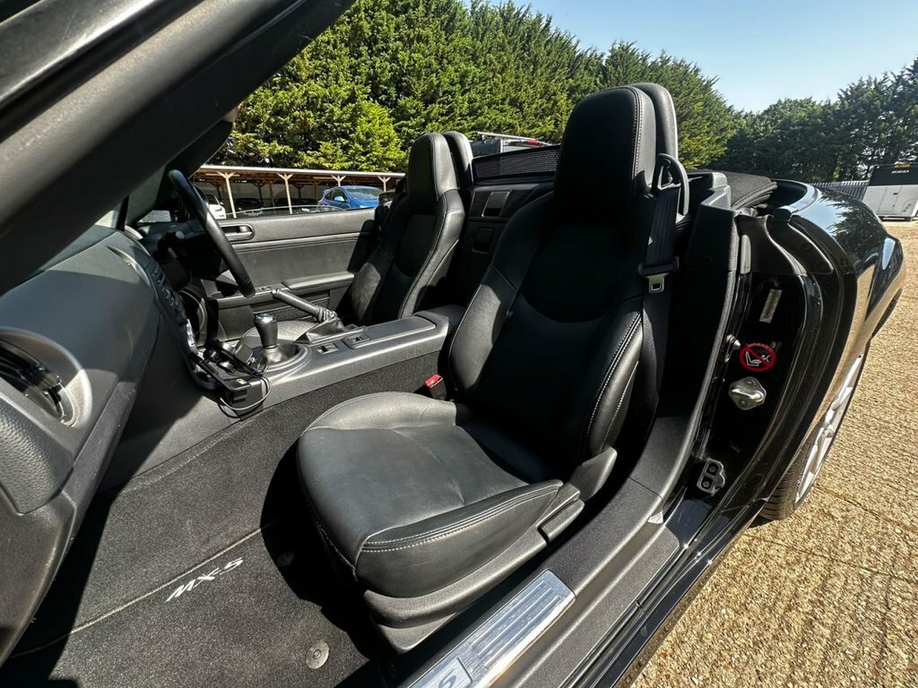 Mazda MX-5 2.0I Venture Roadster Euro 5 White #24