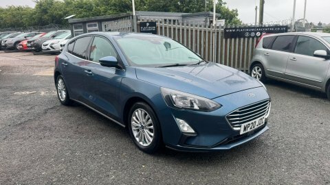 Ford Focus Titanium Blue