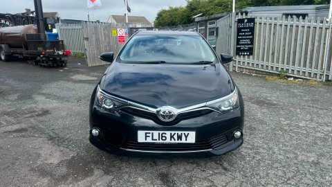 Toyota Auris D-4d Business Edition FL16KWY #2