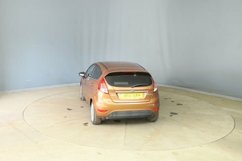 Ford Fiesta 1.25 Style White #2