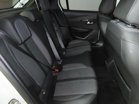 Peugeot 208 Puretech Allure Premium WD21DMZ #6