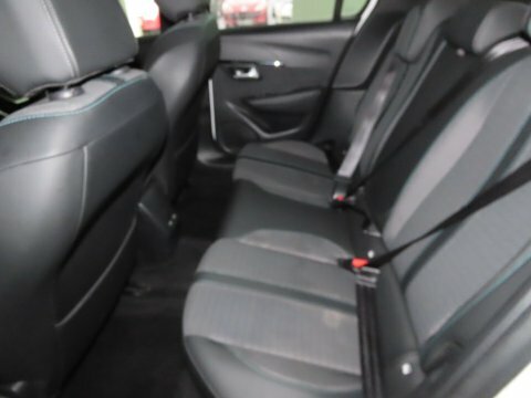 Peugeot 208 Puretech Allure Premium WD21DMZ #5
