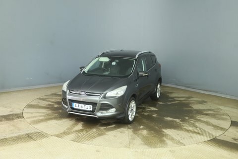 Ford Kuga 2.0 Tdci 150 Titanium X 2Wd Red #3