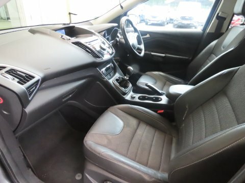 Ford Kuga 2.0 Tdci 150 Titanium X 2Wd Red #11