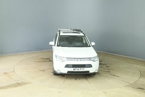 Mitsubishi Outlander Di-d Gx 4  #2
