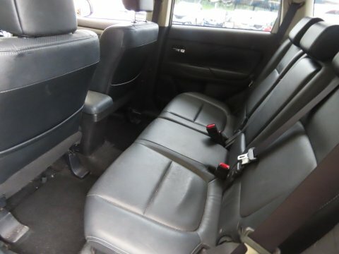 Mitsubishi Outlander Di-d Gx 4  #6