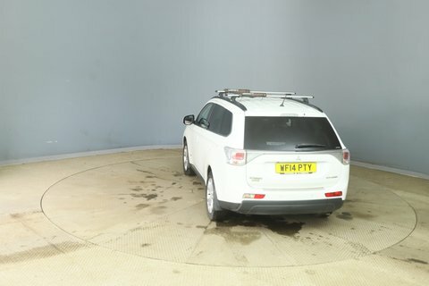 Mitsubishi Outlander Di-d Gx 4  #3
