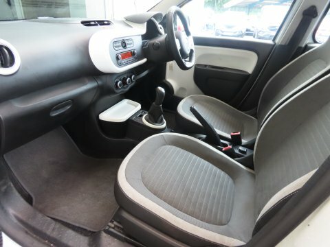 Renault Twingo 1.1 Twingo Pzaz Black #8