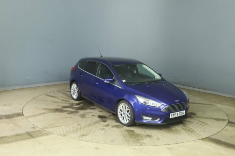 Ford Focus Petrol White #1