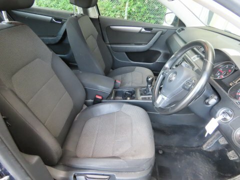 Volkswagen Passat S Silver #7