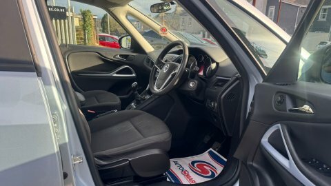 Vauxhall Zafira  Blue #9
