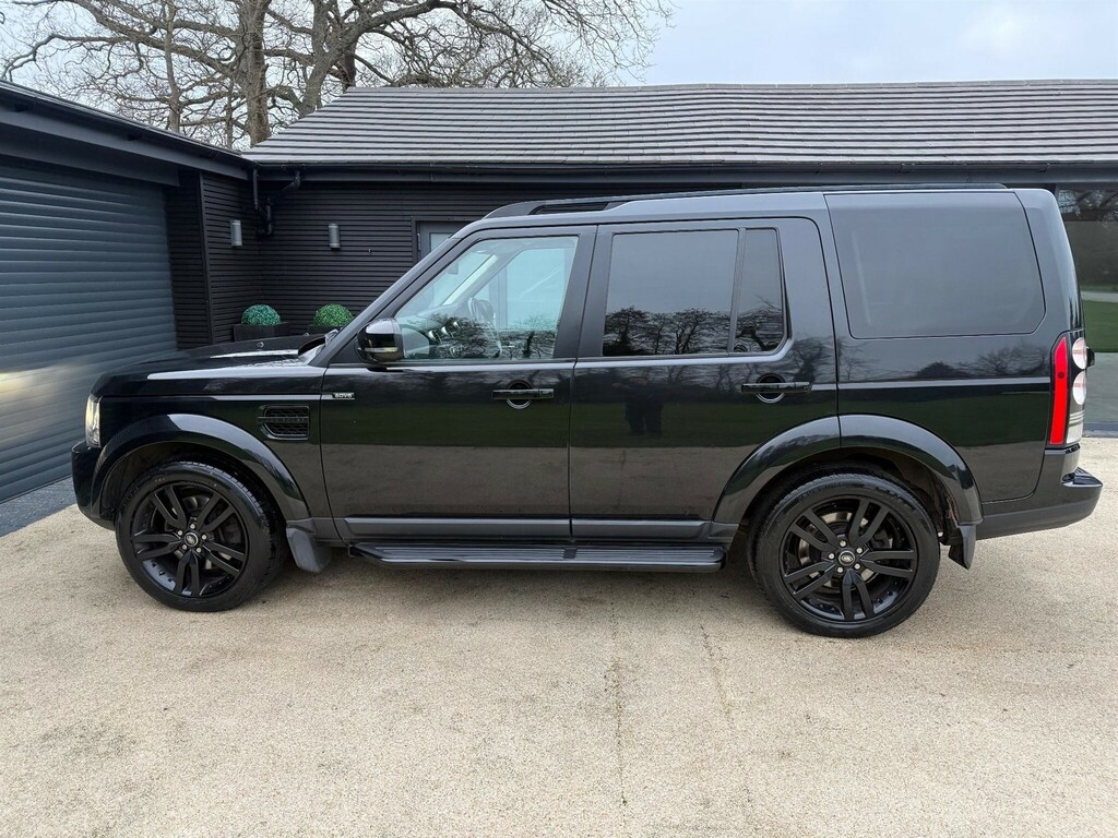Land Rover Discovery 3.0 4 Sd V6 Se Tech 4Wd Euro 6 Ss BD65HLH Black #4