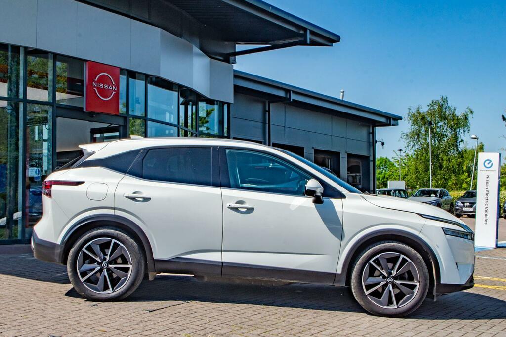 Nissan Qashqai 1.3 Dig-t Mhev Tekna Euro 6 Ss DN23WRE White #5