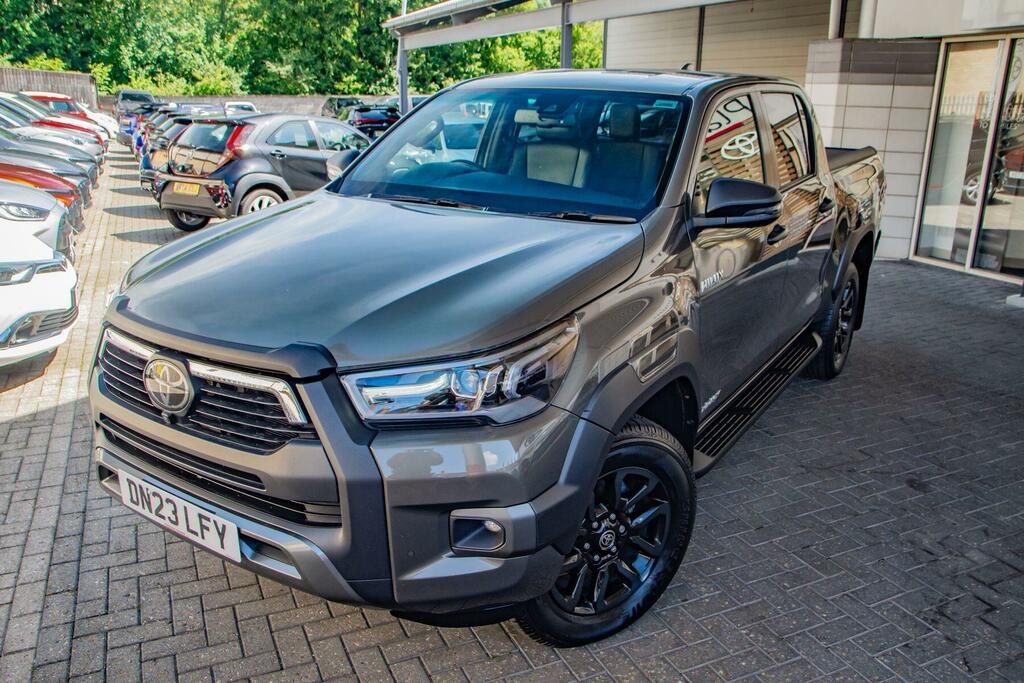 Toyota HILUX 2.8 D-4d Invincible X 4Wd Euro 6 Ss Brown #5