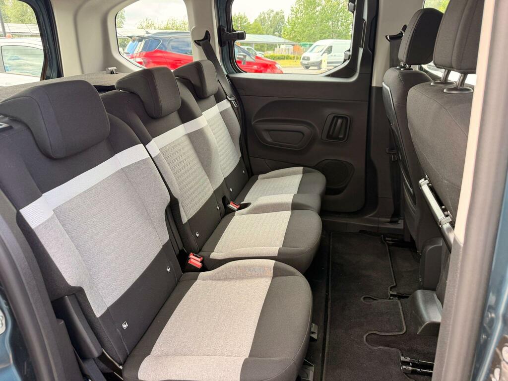 Citroen e-Berlingo 52Kwh Plus M 7.4Kw Charger WP74PRX Blue #6
