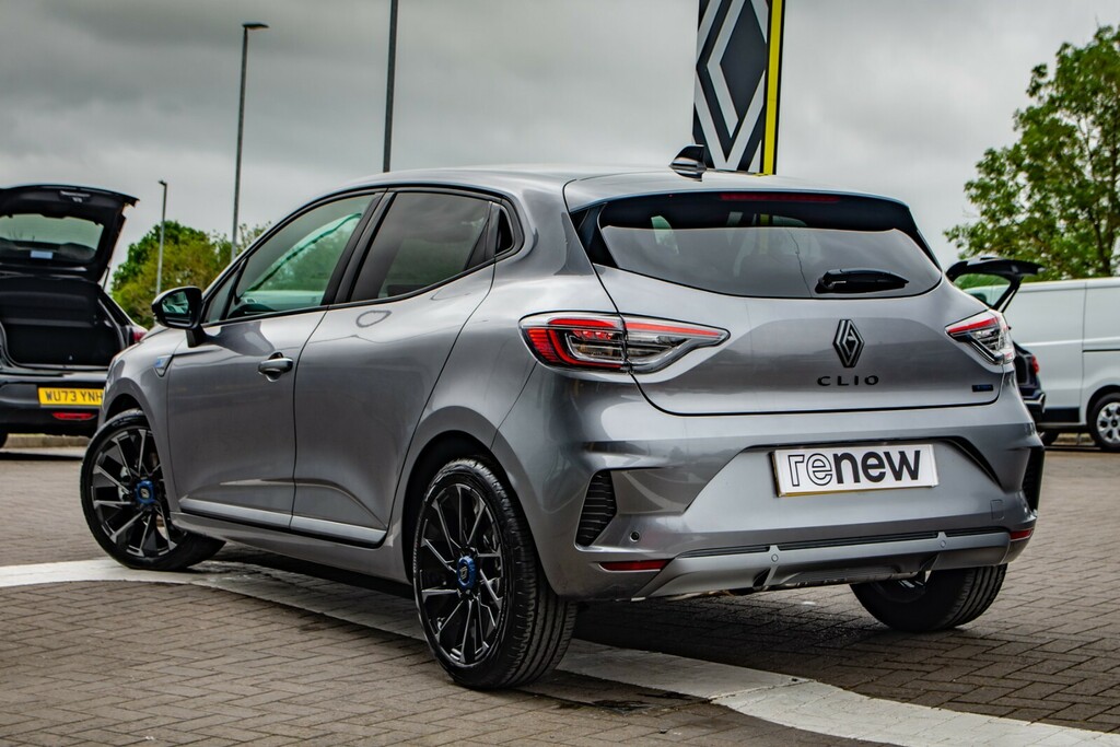Renault Clio Hatchback Techno Esprit Alpine #5