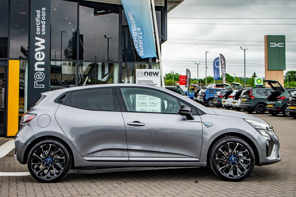 Renault Clio Hatchback Techno Esprit Alpine #3