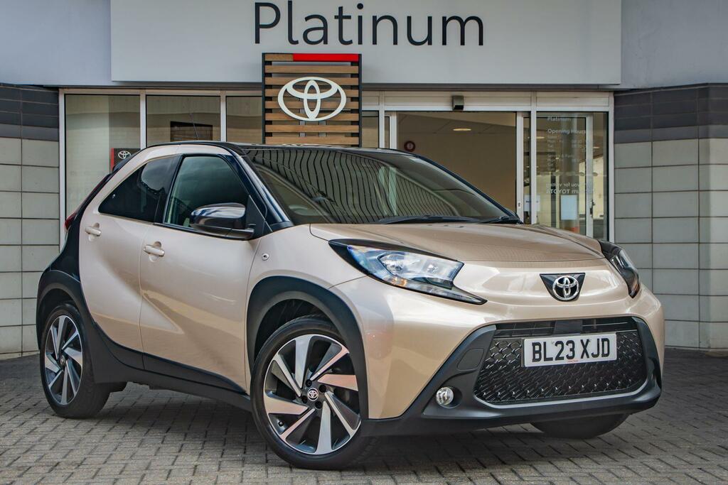 Toyota Aygo X 1.0 Vvt-i Edge Euro 6 Ss Beige