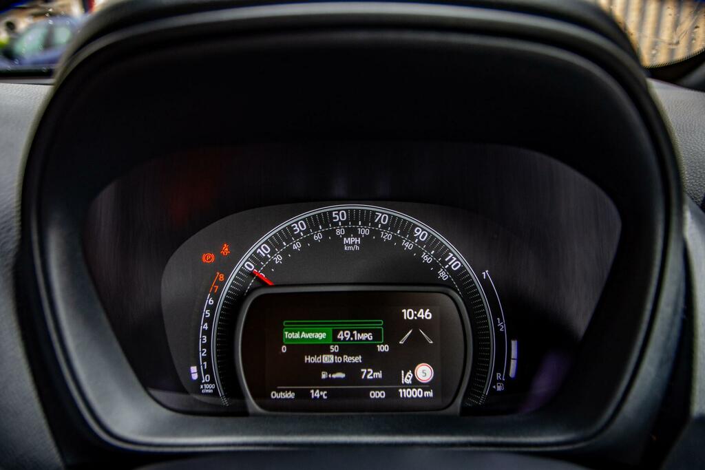 Toyota Aygo X 1.0 Vvt-i Edge Green #21
