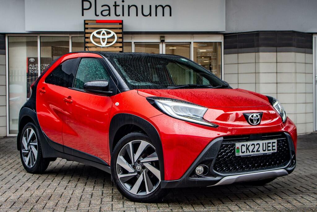 Toyota Aygo X 1.0 Vvt-i Exclusive Euro 6 Ss Red