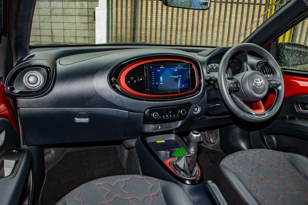 Toyota Aygo X 1.0 Vvt-i Edge Green #9