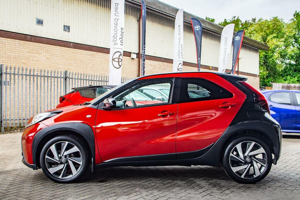 Toyota Aygo X 1.0 Vvt-i Exclusive Euro 6 Ss Red #5