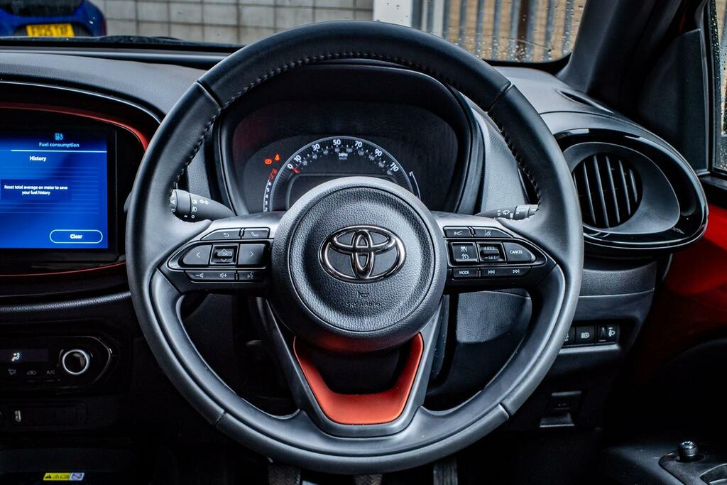 Toyota Aygo X 1.0 Vvt-i Edge Green #24