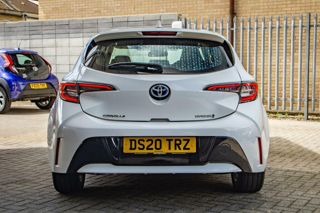 Toyota Corolla 1.8 Vvt-h Icon Cvt Euro 6 Ss White #3