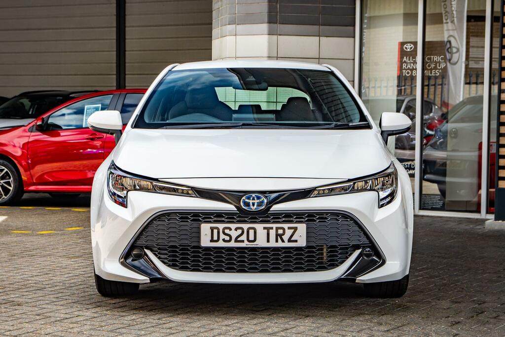 Toyota Corolla 1.8 Vvt-h Icon Cvt Euro 6 Ss White #4